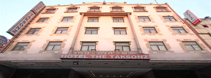 Hotel The Taksonz - Ludhiana 01.jpg